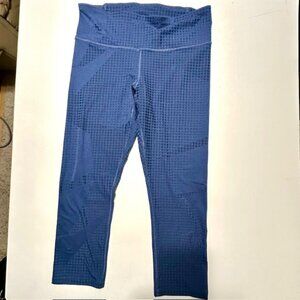 Under Armour UA Breathelux Jacquard Crop Leggings Women's Size Large Blue